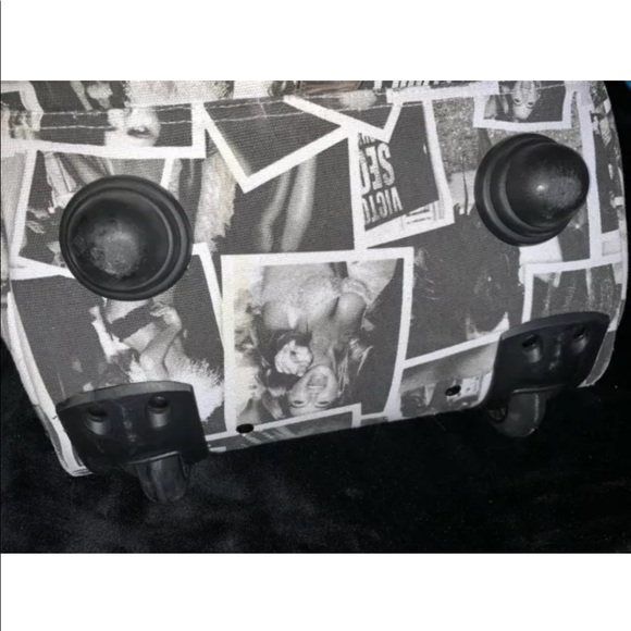 Rare HTF Collectible Supermodel Essential Fashion Show Wheelie Luggage Suitcase - Picture 9 of 13